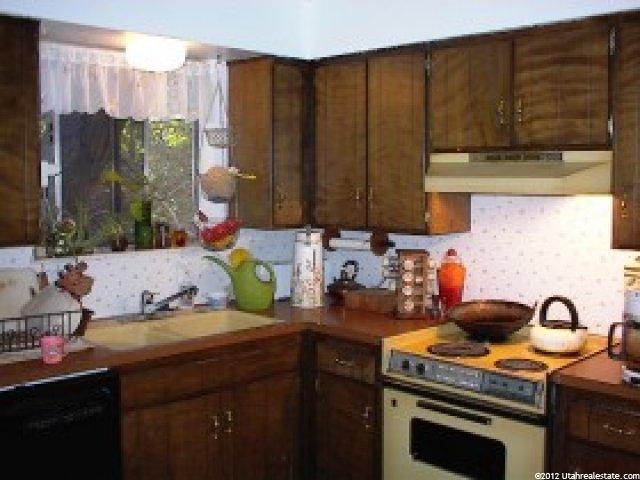 1039 Oxford Dr, Ogden, UT 84403 — photo 5