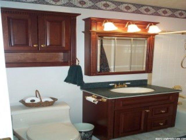 3417 S 400 E, Bountiful, UT 84010 — photo 8