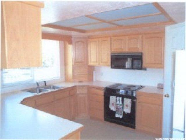 130 W 1450 N, Centerville, UT 84014 — photo 4