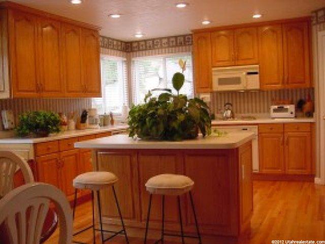 1819 Gracey Ln, Sandy, UT 84092 — photo 4