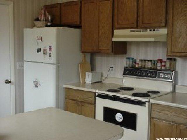 9830 S Riggs Cir, Sandy, UT 84090 — photo 2