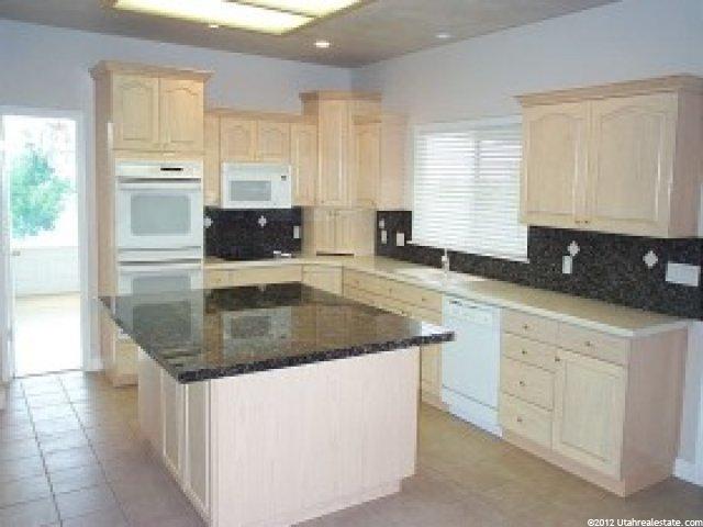 333 Homestead Ln, Fruit Heights, UT 84037 — photo 2