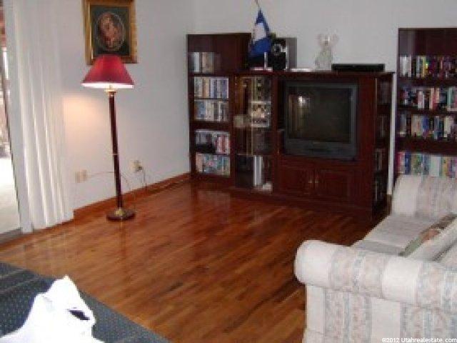 9962 S 730 E, Sandy, UT 84094 — photo 2