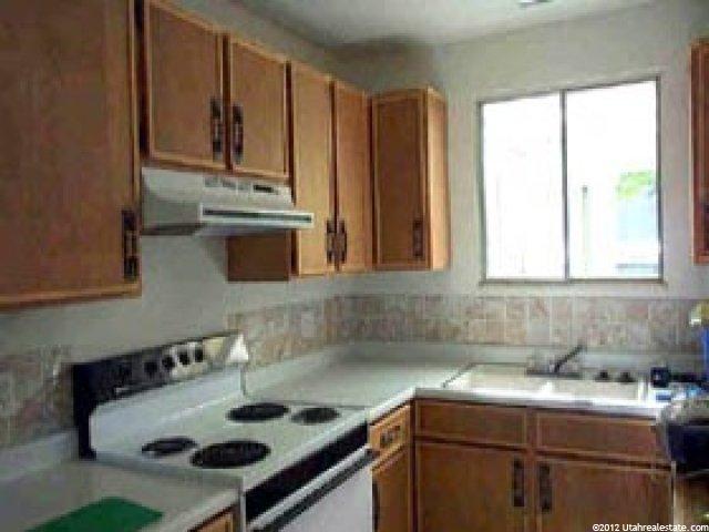 134 E 8880 S, Sandy, UT 84093 — photo 2