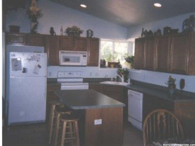 108 N 875 W, Layton, UT 84041 — photo 2