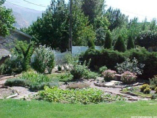 890 Wood St, Ogden, UT 84404 — photo 3