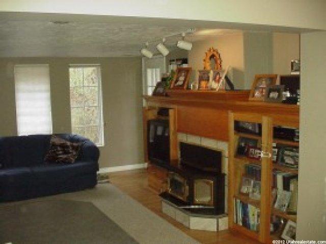 41 Paula Cir, Sandy, UT 84070 — photo 2