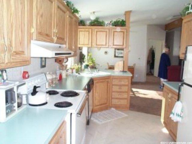11315 Hidden View Dr, Sandy, UT 84070 — photo 4