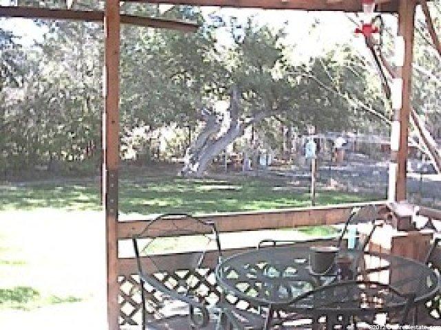 200 E Honeyhills Ln, Ferron, UT 84523 — photo 2