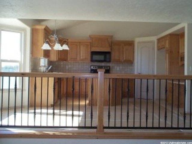 2187 W 1080 N, Clinton, UT 84015 — photo 2