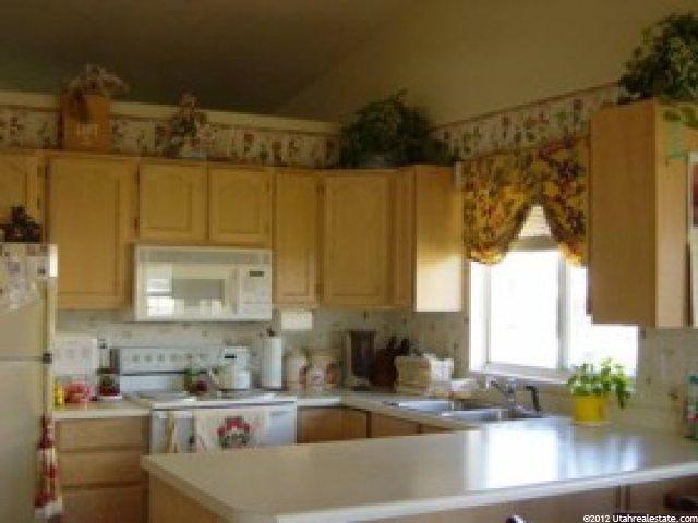 4876 S 4075 W, Roy, UT 84067 — photo 2