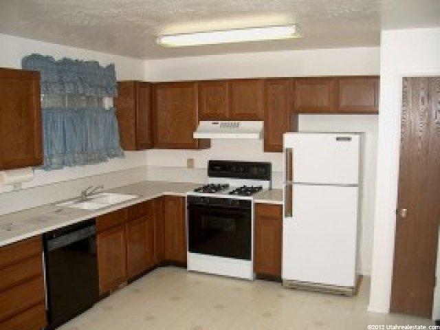 5871 S 2950 W, Roy, UT 84067 — photo 5