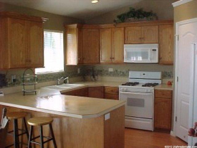 75 W 300 N, Hyrum, UT 84319 — photo 3