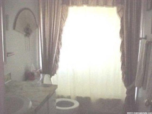 459 W 2400 S, Clearfield, UT 84015 — photo 3