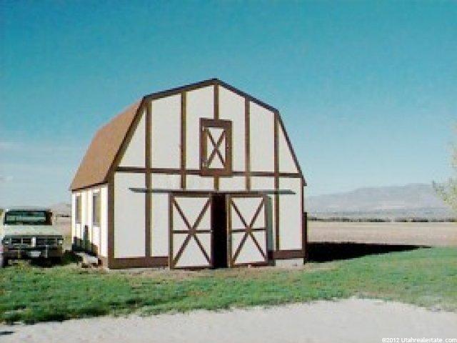 6555 W Center St, Petersboro, UT 84325 — photo 2
