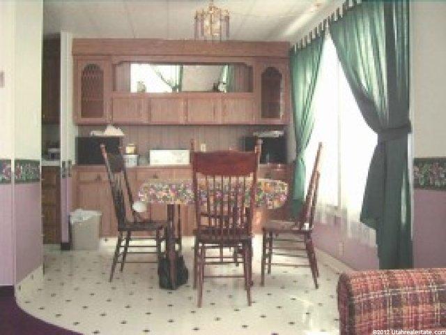 138 N 100 E, Loa, UT 84747 — photo 5
