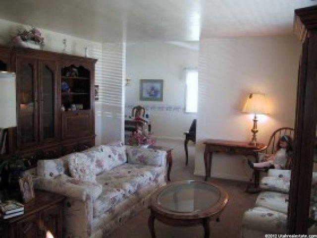 445 E 700 S, Centerville, UT 84014 — photo 2