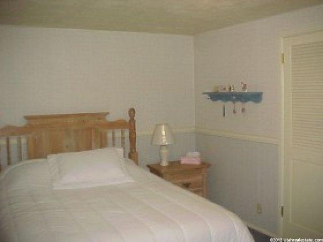 815 Nancy Dr, Ogden, UT 84403 — photo 2