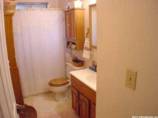 1039 N 1300 E, Layton, UT 84040 — photo 7