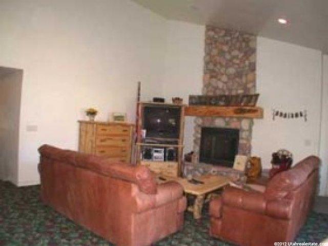 585 N Center St, Midway, UT 84049 — photo 4