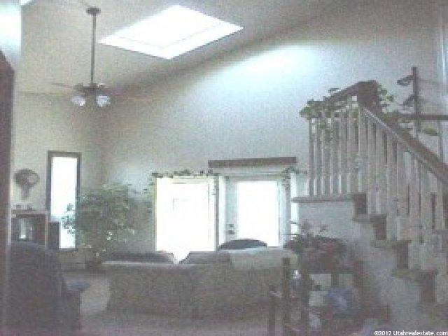 668 W 4150 S, Riverdale, UT 84405 — photo 4