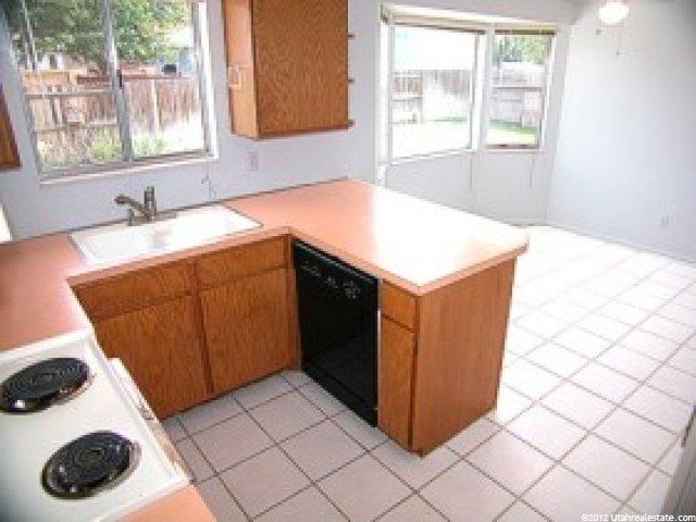10239 S 535 E, Sandy, UT 84070 — photo 4