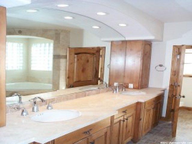 1183 E Sunset Loop Rd, Bountiful, UT 84010 — photo 7