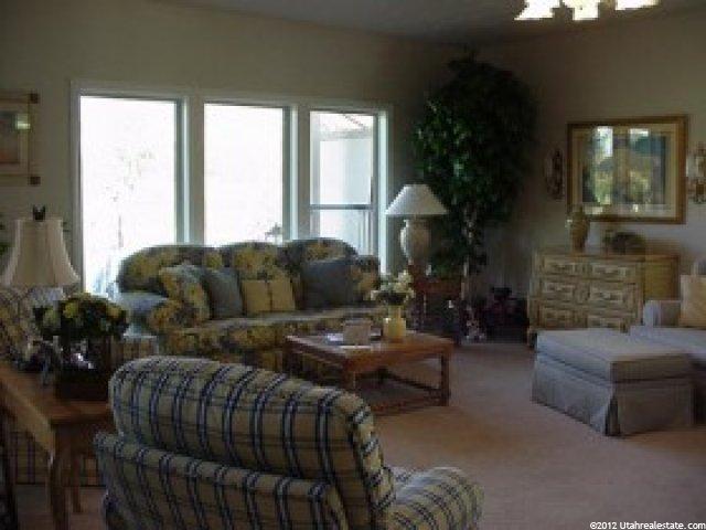 103 Hillsborough Dr, Pleasant View, UT 84414 — photo 5