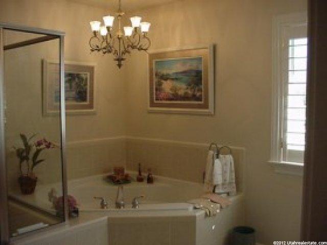 103 Hillsborough Dr, Pleasant View, UT 84414 — photo 8