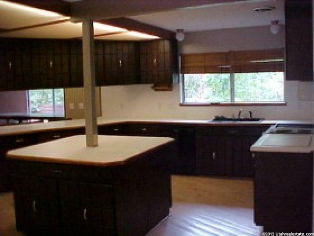 2852 Robidoux Rd, Sandy, UT 84093 — photo 5