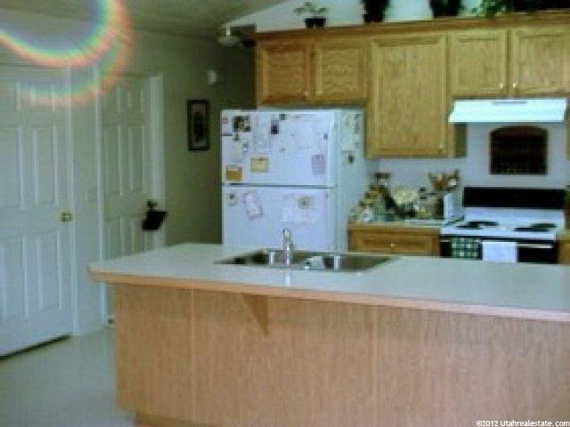 848 N 975 E, Ogden, UT 84404 — photo 4