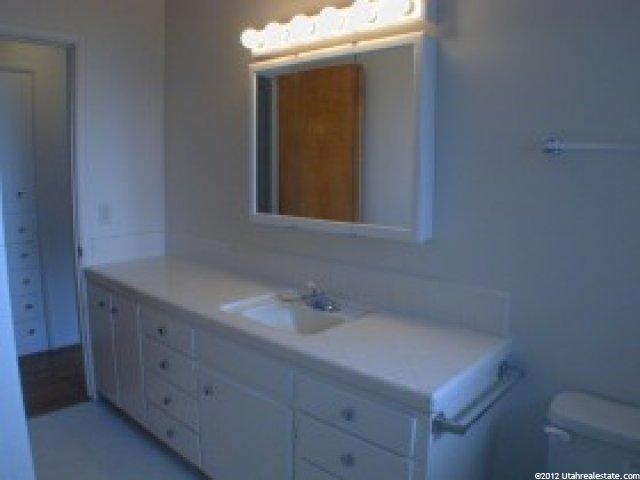 764 N Main St, Farmington, UT 84025 — photo 4