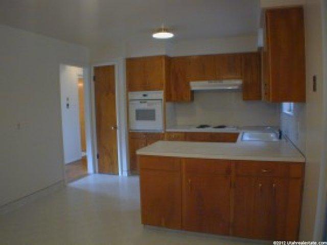 764 N Main St, Farmington, UT 84025 — photo 3