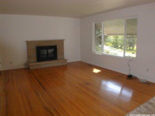 764 N Main St, Farmington, UT 84025 — photo 2