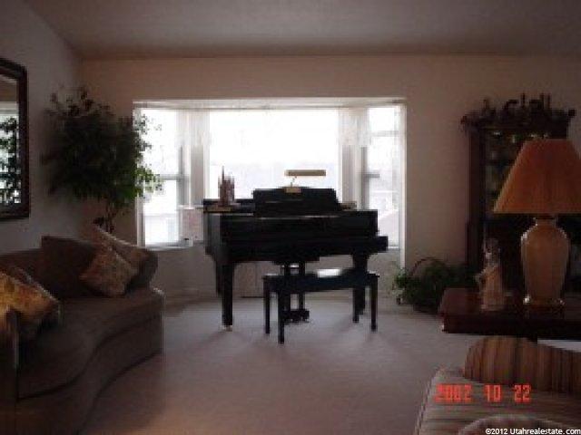 1263 Grayson Ct, Sandy, UT 84094 — photo 4