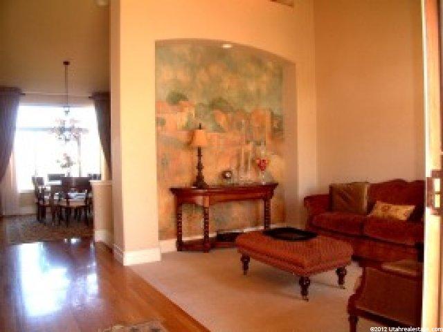 933 Coyote Cir, North Salt Lake, UT 84054 — photo 2