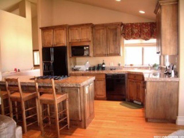 933 Coyote Cir, North Salt Lake, UT 84054 — photo 4
