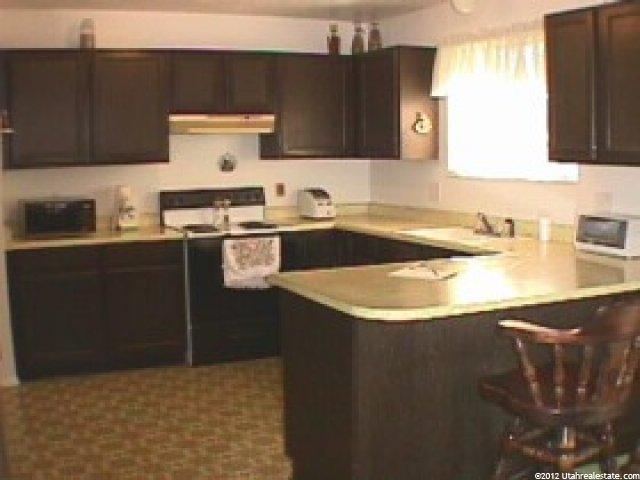 555 N 100 E, Farmington, UT 84025 — photo 3