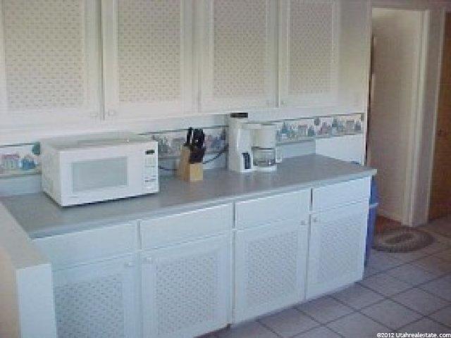 8177 Roosevelt St, Midvale, UT 84047 — photo 6