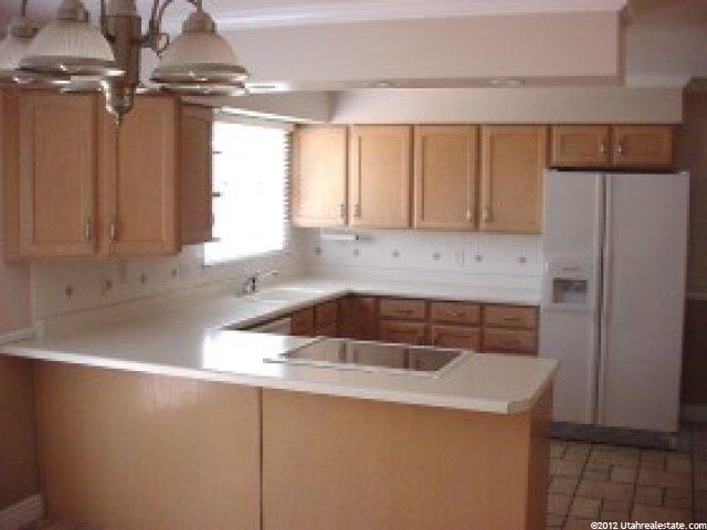 857 Poplar Cir, Centerville, UT 84014 — photo 7