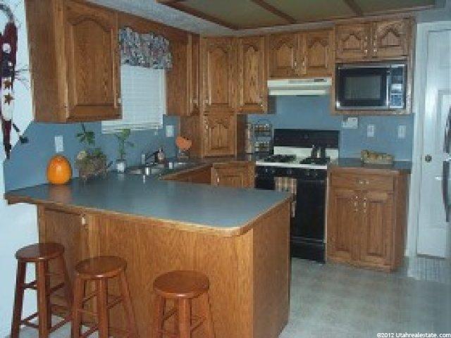 1737 N 1400 W, Clinton, UT 84015 — photo 2