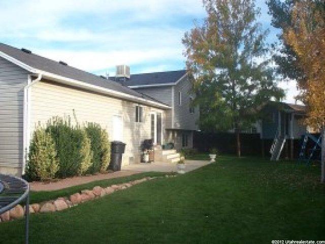 1737 N 1400 W, Clinton, UT 84015 — photo 8