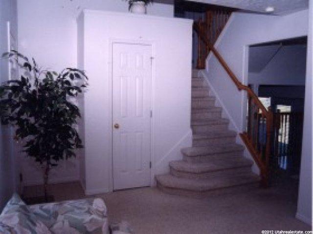 902 W 2275 N, Layton, UT 84041 — photo 4