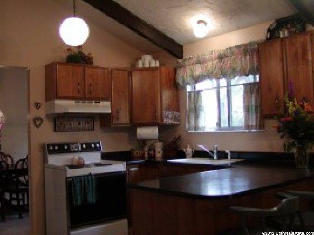 2172 Laver St, Sandy, UT 84092 — photo 2