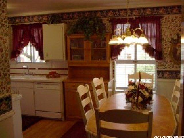 6882 Dixie Dr, West Jordan, UT 84084 — photo 2