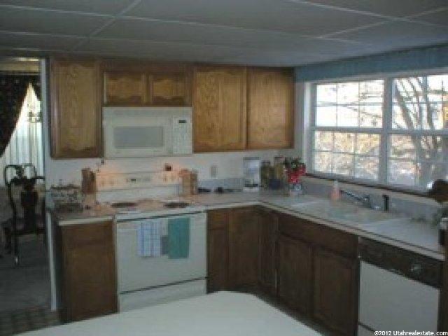 2843 E 2700 N, Layton, UT 84040 — photo 6