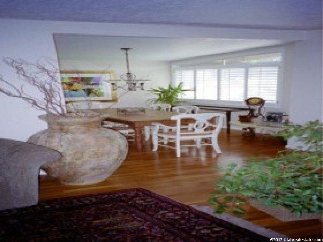 4207 S 3320 E, Holladay, UT 84124 — photo 2