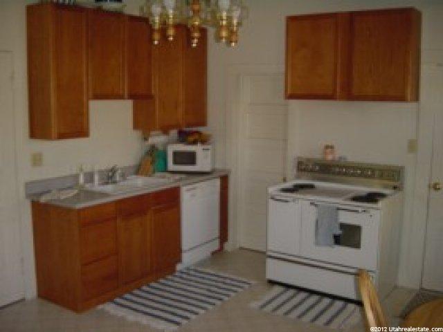 158 S 100 W, Hyrum, UT 84319 — photo 4