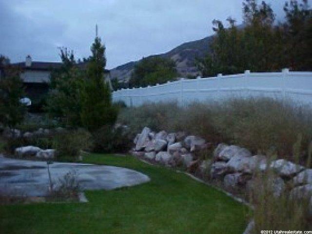 723 Deer View Cir, Fruit Heights, UT 84037 — photo 8