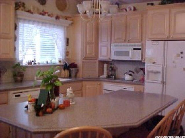 985 E Brook Hvn, Kaysville, UT 84037 — photo 4